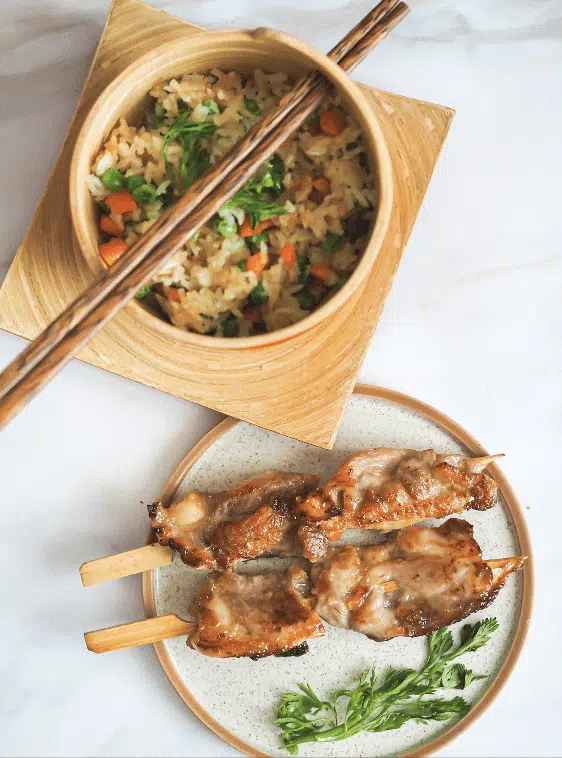 Recette low FODMAP Brochettes Teriyaki riz sauté Recette low FODMAP Brochettes Teriyaki riz sauté